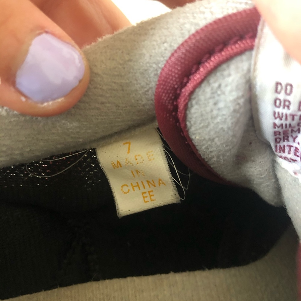 ✨RARE VINTAGE 1999 NEW BALANCE SNEAKERS! - Picture 8 of 11